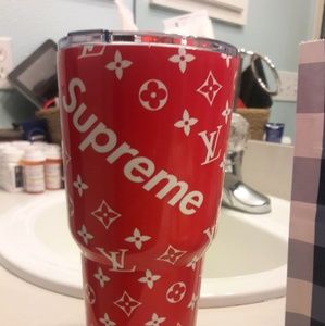 Meet your Posher, Lynnette